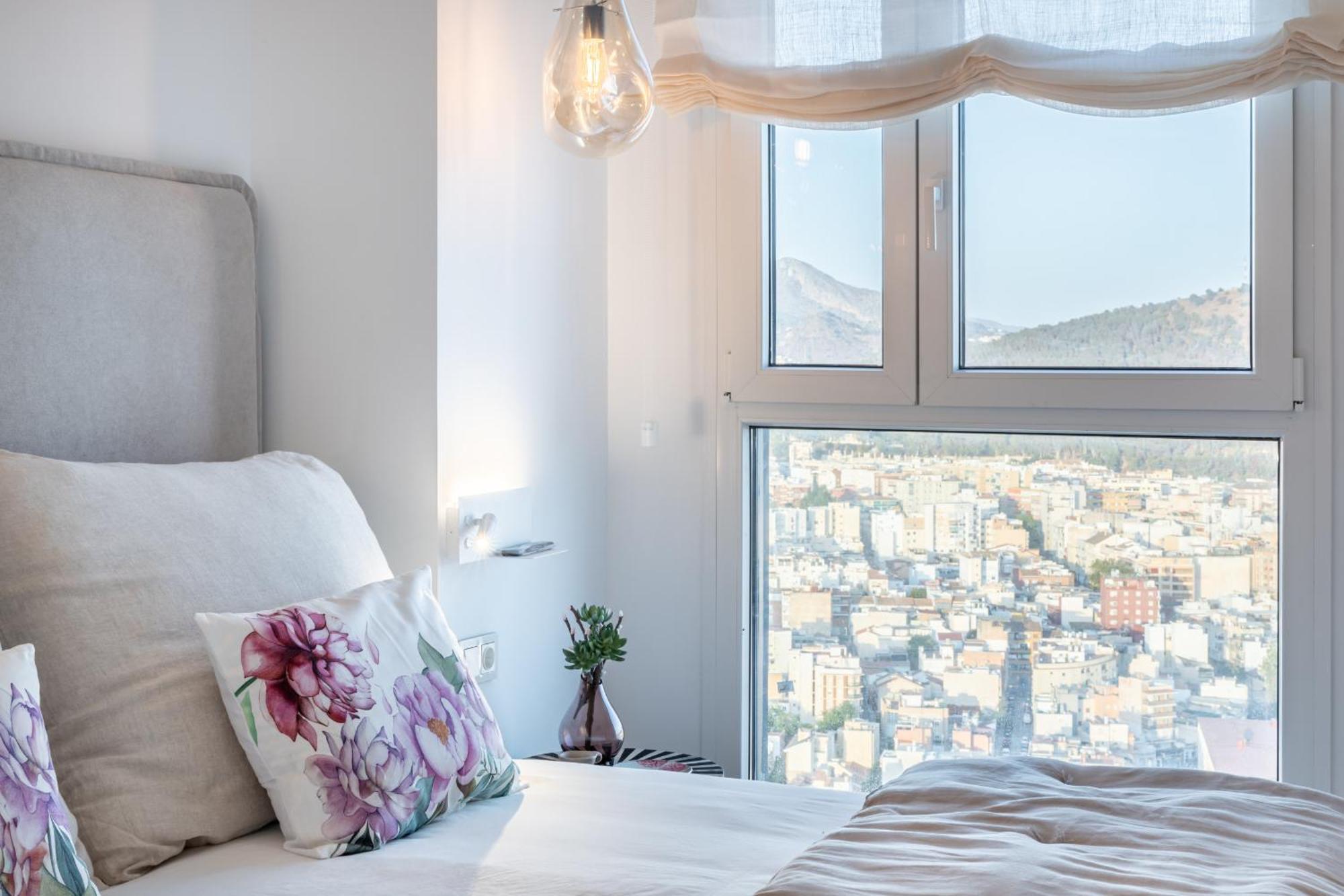 Skyline 8 Pool & Parking Free Leilighet *